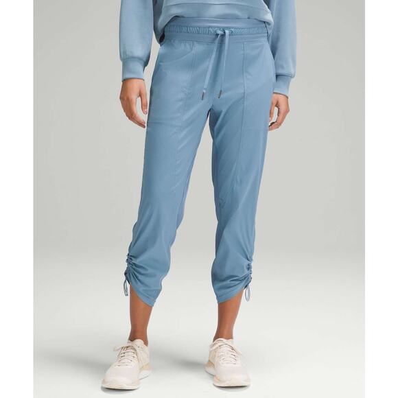 [Lululemon] Utility Blue Dance Studio Mid-Rise Cropped Pants Workout Swift Sz 4 - Picture 1 of 11